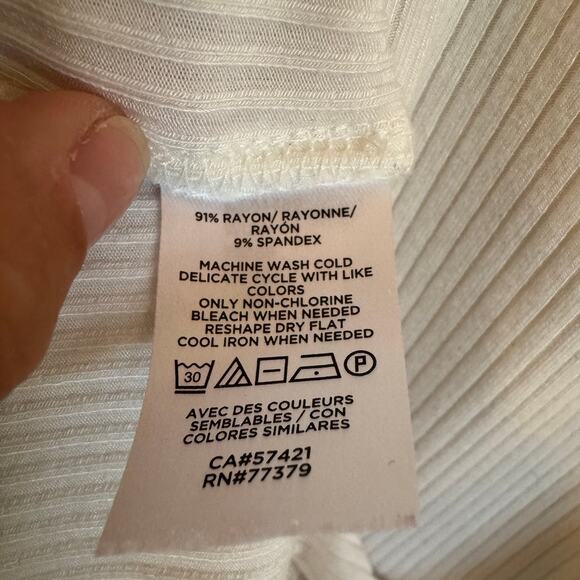 Ann Taylor Cream V-Neck Blouse - Picture 6 of 11